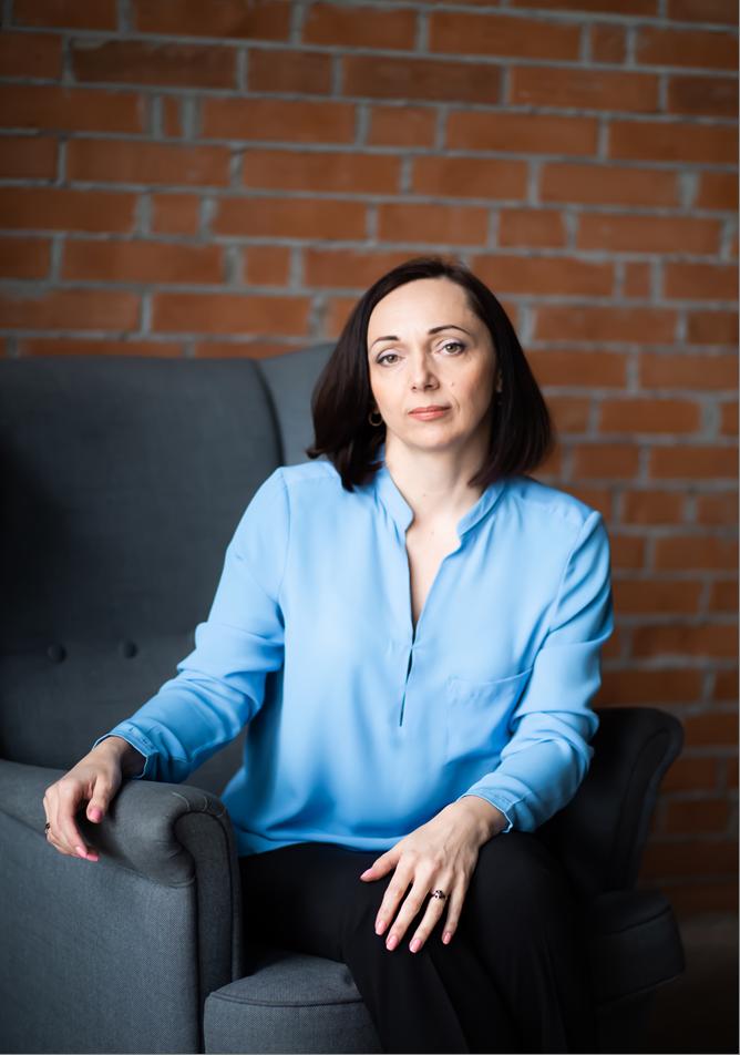 1Інна Томаржевська