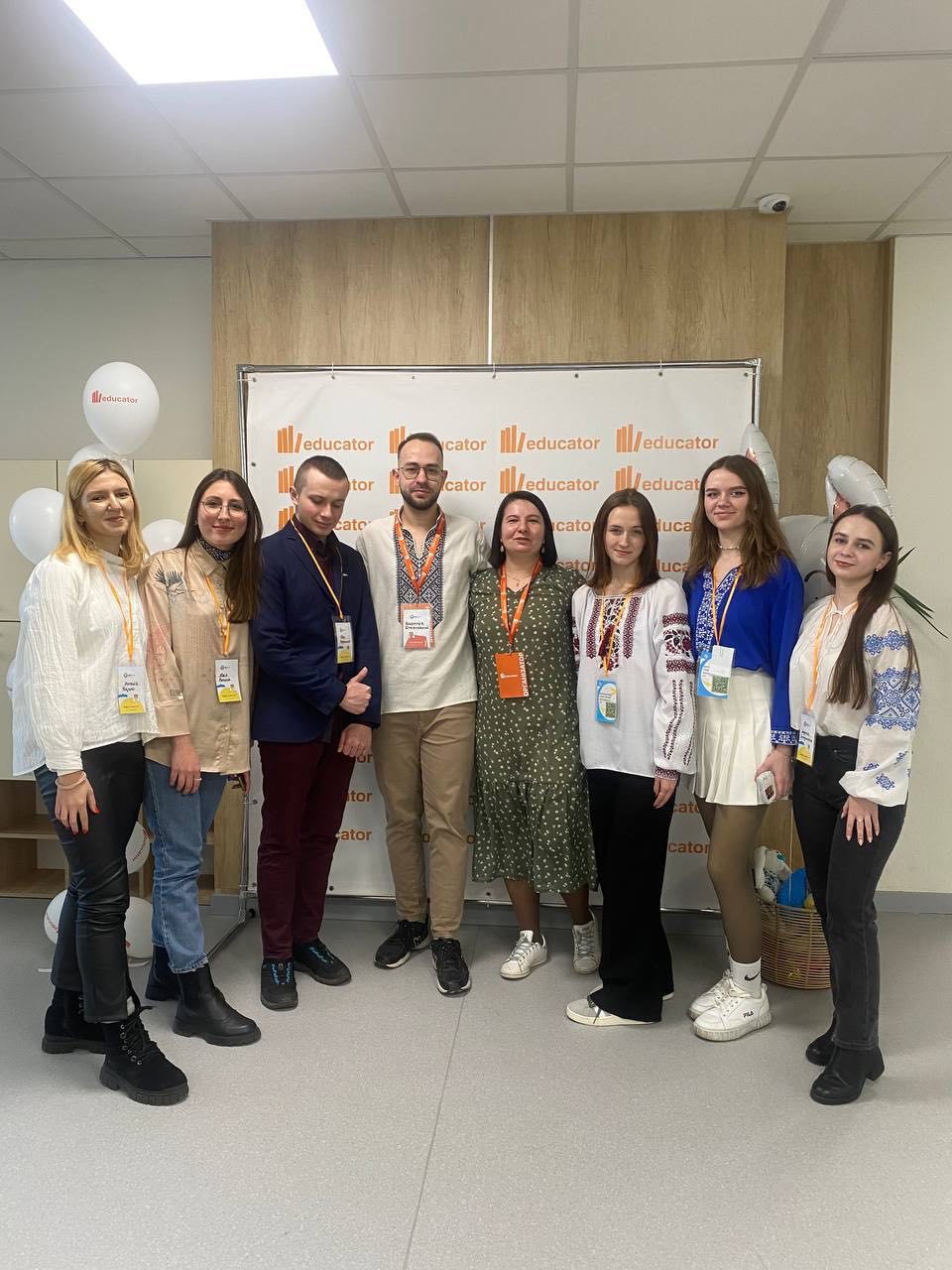 студенти у проєкті MentorMe 2