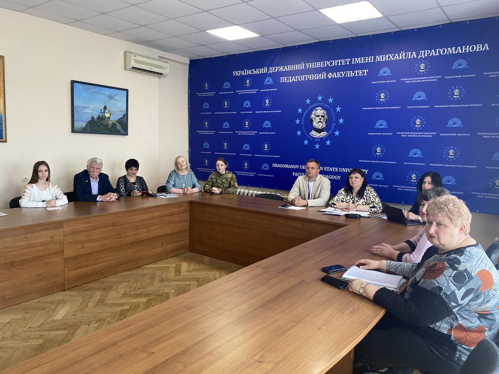 30.04.2025 Всеукр круглий стіл 01